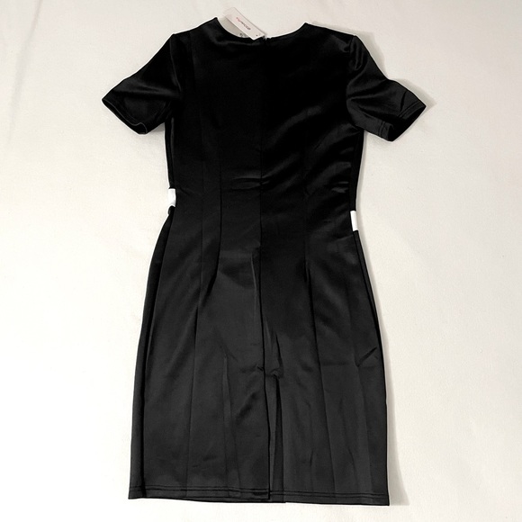 OC Order Plus Midi Dress - Picture 3 of 9